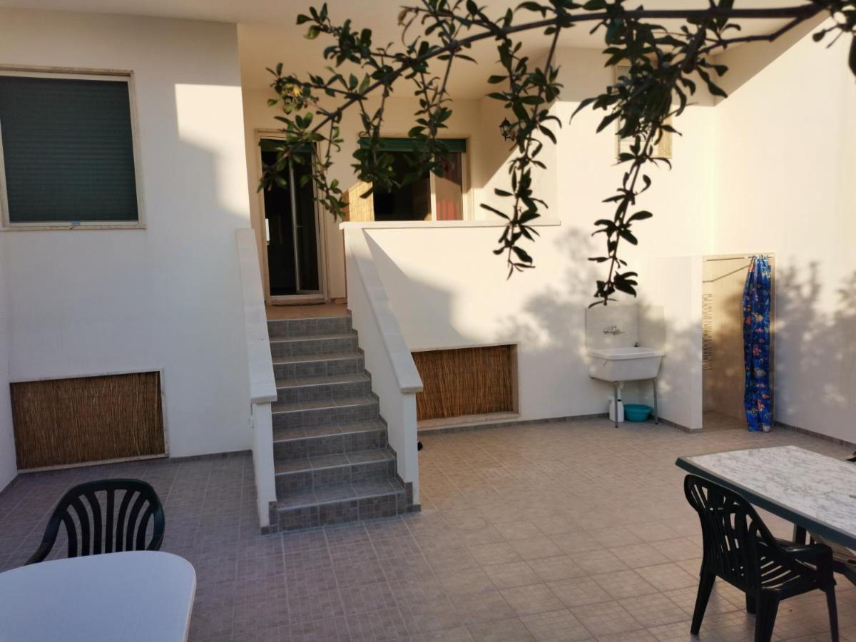 Via Alessandria Hotel Racale Exterior photo