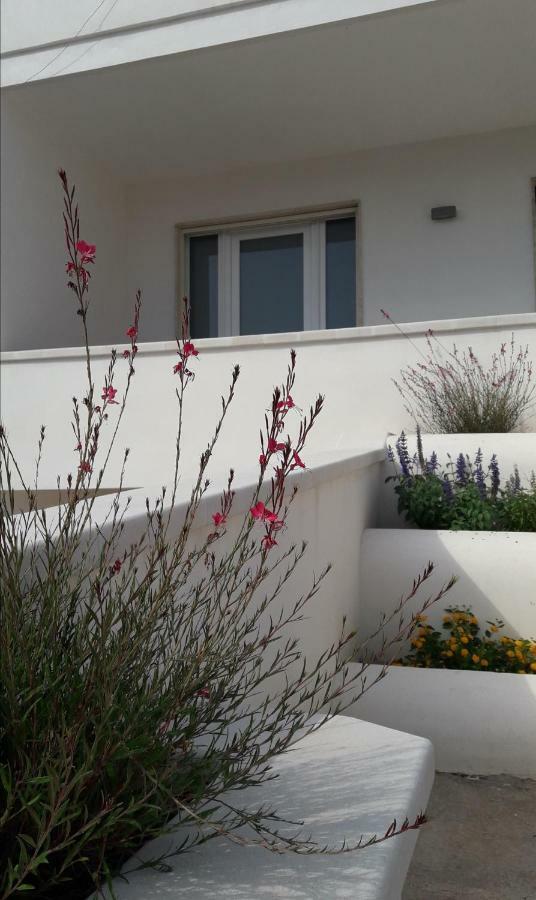 Via Alessandria Hotel Racale Exterior photo